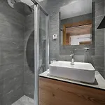 Apartament Moderne - Village - Aux Pieds Avec Parking Et Wifi - Fr-1-562-26 Courchevel